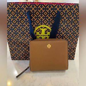 Tory Burch Emerson Bi-fold Wallet